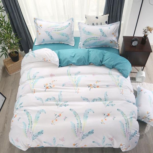 skin-friendly cotton bedding set 4 pieces of garden small floral double bed single quilt cover 1.2 student dormitory 3 pieces
skin-friendly cotton bedding set 4 pieces of garden small floral double bed single quilt cover 1.2 student dormitory 3 pieces