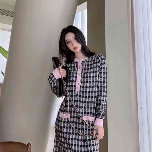 casual dresses european station autumn and winter collisional wool woven dress 6uux, Black;gray
casual dresses european station autumn and winter collisional wool woven dress 6uux, Black;gray
