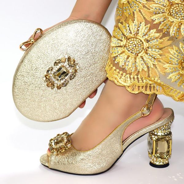 gold women pumps with big crystal heel style african dress shoes match handbag set vc105,heel 10cm, Black
gold women pumps with big crystal heel style african dress shoes match handbag set vc105,heel 10cm, Black