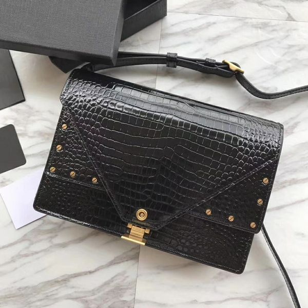 new handbag 7a high-end quality fashion handbag one shoulder diagonal cross leather woman's bag elegant bag interior compartment 578056
new handbag 7a high-end quality fashion handbag one shoulder diagonal cross leather woman's bag elegant bag interior compartment 578056