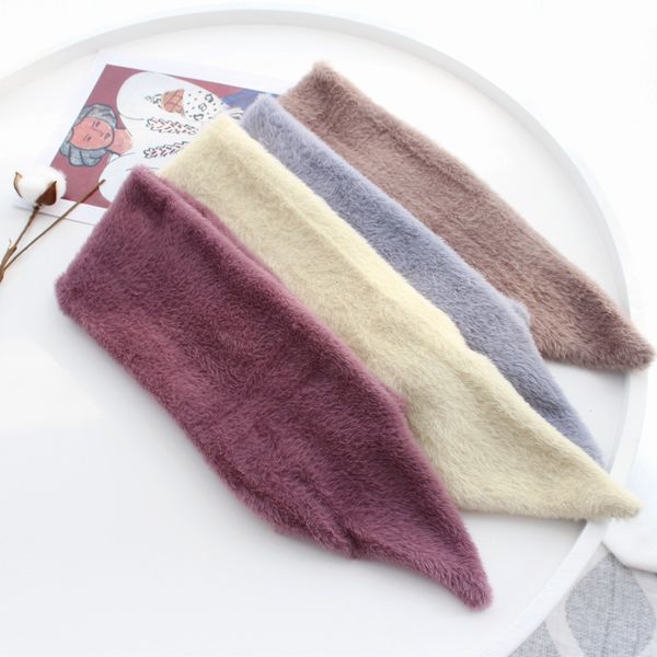 korean autumn and winter new mink wool scarf women's solid soft waxy short knitted scarf neck, Blue;gray
korean autumn and winter new mink wool scarf women's solid soft waxy short knitted scarf neck, Blue;gray