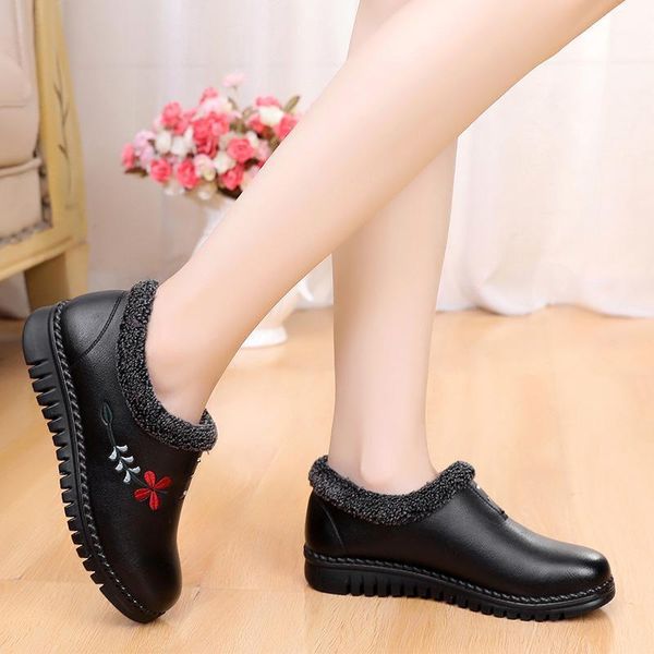 2020 new boots women winter snow boots winter women female shoes warm plush antiskid bottom thermal waterproof1, Black
2020 new boots women winter snow boots winter women female shoes warm plush antiskid bottom thermal waterproof1, Black