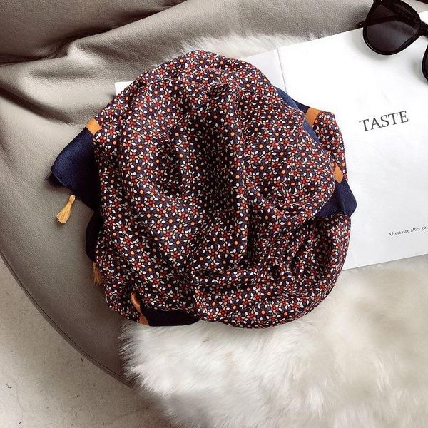 scarves royalmaybe four seasons can be matched with retro pattern cotton wool scarf sunscreen shawl women factory wholesale, Blue;gray
scarves royalmaybe four seasons can be matched with retro pattern cotton wool scarf sunscreen shawl women factory wholesale, Blue;gray