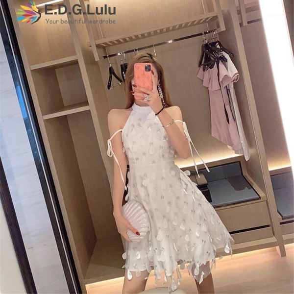 casual dresses edglulu vintage elegant sleeveless mini dress off shoulder white tulle floral embroidery women summer 2021 black 05071, Black;gray
casual dresses edglulu vintage elegant sleeveless mini dress off shoulder white tulle floral embroidery women summer 2021 black 05071, Black;gray