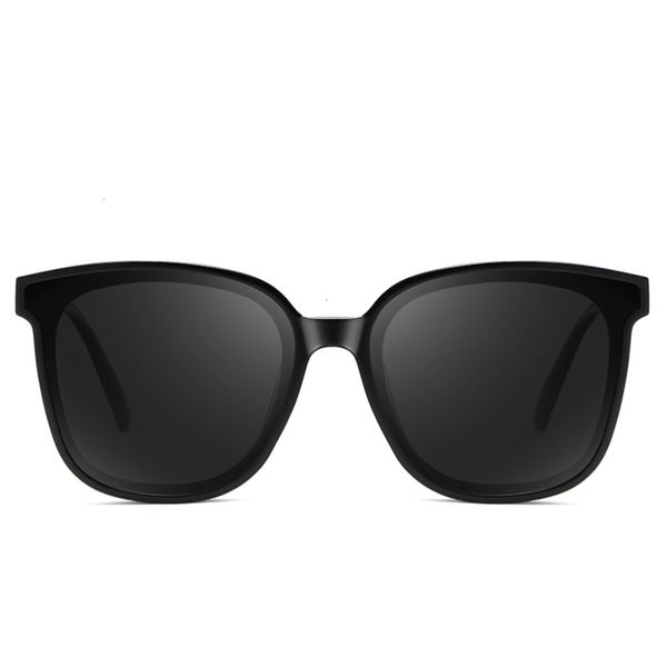 red gm net sunglasses same star 2020 new sunglasses men's anti ultraviolet tide polarized driving glasses women's, White;black
red gm net sunglasses same star 2020 new sunglasses men's anti ultraviolet tide polarized driving glasses women's, White;black