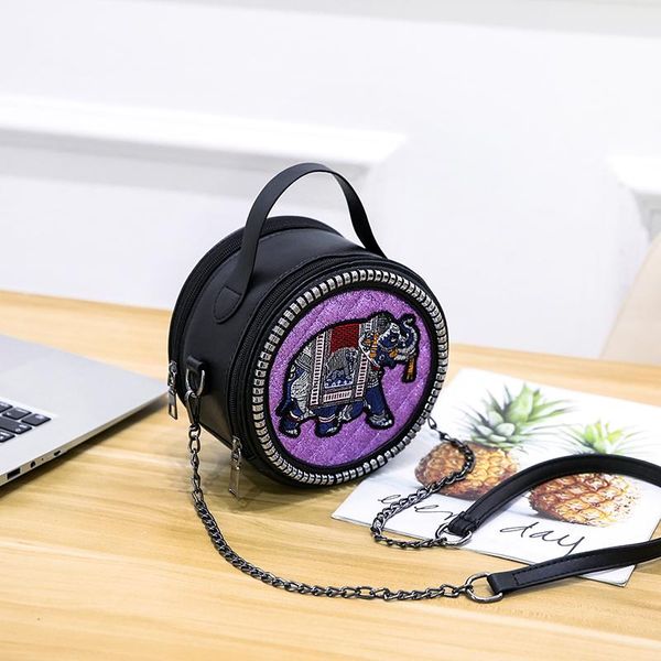 2020 european fashion simple round bag women's designer handbag pu leather embroidery single shoulder bag qq501
2020 european fashion simple round bag women's designer handbag pu leather embroidery single shoulder bag qq501