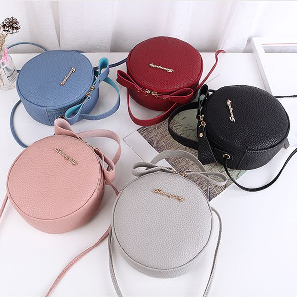 wholesale pu leather lady messenger bag women fashion shoulder bag handbag crossbody bag presbyopic package mobile phone purse, Black;red
wholesale pu leather lady messenger bag women fashion shoulder bag handbag crossbody bag presbyopic package mobile phone purse, Black;red