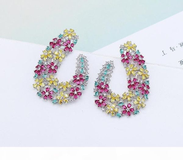 wholesale luxury wedding party large size stud earring shining colorful cubic zirconia bloom flower66, Golden;silver
wholesale luxury wedding party large size stud earring shining colorful cubic zirconia bloom flower66, Golden;silver