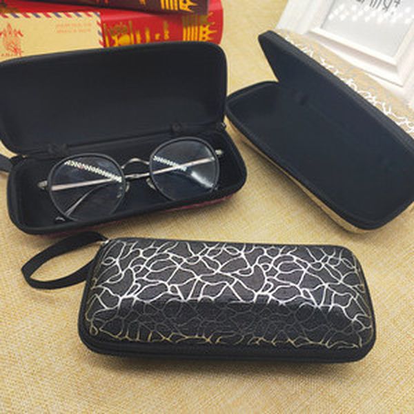 new 1pc box zipper stripe sunglasses protection portable containers cute glasses case
new 1pc box zipper stripe sunglasses protection portable containers cute glasses case