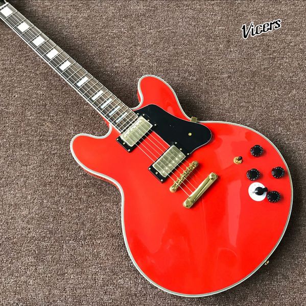 new style rosewood fingerboard jazz electric guitar.red color jazz guitarra.gold hardware .support customization
new style rosewood fingerboard jazz electric guitar.red color jazz guitarra.gold hardware .support customization