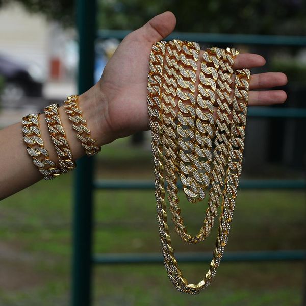 европа и соединенные штаты новый мужской сплав 18k позолоченные луны шипованные 17 мм камень майами кубинская цепь преувеличенный хип-хоп бр, Silver
европа и соединенные штаты новый мужской сплав 18k позолоченные луны шипованные 17 мм камень майами кубинская цепь преувеличенный хип-хоп бр, Silver