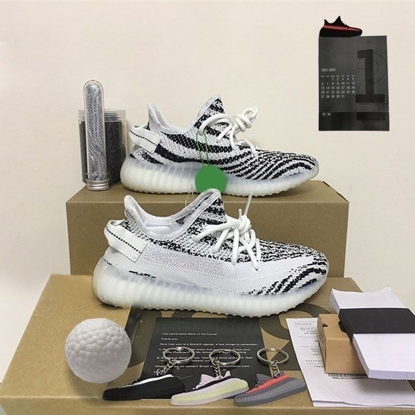 with box socks ash stone blue israfil cinder trainers reflective kanye west bred zyon mens running shoes women sport sneakers size 13 36-48 
with box socks ash stone blue israfil cinder trainers reflective kanye west bred zyon mens running shoes women sport sneakers size 13 36-48