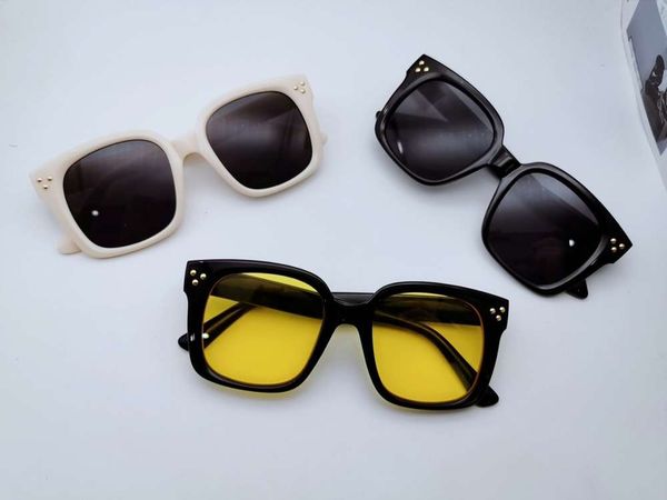 2020 korean version of the rice fashion net dragon sunglasses, personality box, tiktok ine, sunglasses, White;black
2020 korean version of the rice fashion net dragon sunglasses, personality box, tiktok ine, sunglasses, White;black