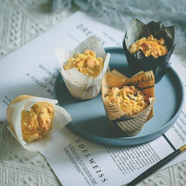 baking moulds 50pcs spaper style cupcake liner cup for wedding party caissettes tulip muffin paper oilproof cake wrapper
baking moulds 50pcs spaper style cupcake liner cup for wedding party caissettes tulip muffin paper oilproof cake wrapper