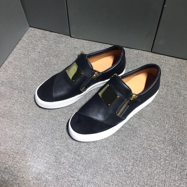 low panel shoes, iron sheet decoration, lovers' sports shoes, leather lace up casual shoes, men's and women's shoes, Black
low panel shoes, iron sheet decoration, lovers' sports shoes, leather lace up casual shoes, men's and women's shoes, Black