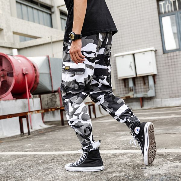 2021 new newly designer fashion casual joggers men fit big pockets pants homme street hip hop camouflage trousers xv69, Black
2021 new newly designer fashion casual joggers men fit big pockets pants homme street hip hop camouflage trousers xv69, Black