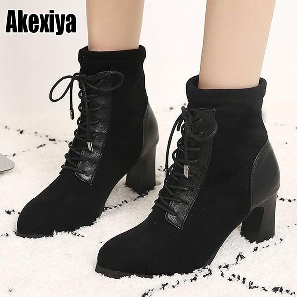 boots women's suede leather thick heel pointed toe lace-up autumn ankle black retro short booties shoes p186
boots women's suede leather thick heel pointed toe lace-up autumn ankle black retro short booties shoes p186