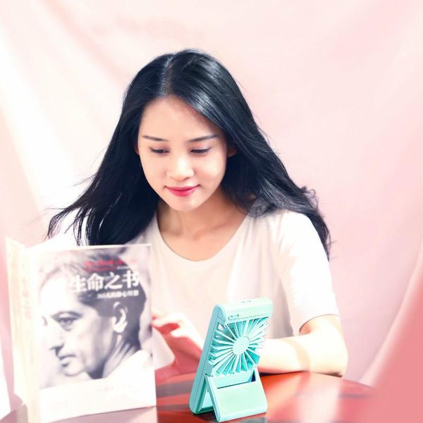 modern simple mirror small fan usb charging student deskoffice portable small fan
modern simple mirror small fan usb charging student deskoffice portable small fan