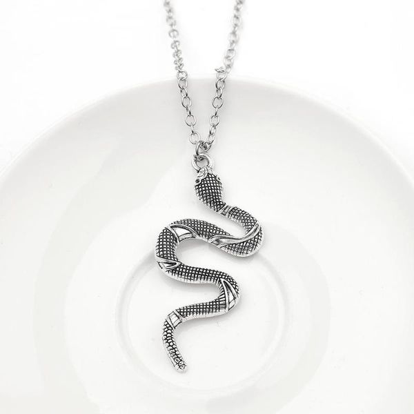 new pendant necklace poikilotherm warp animal round cross collar chain fashion man women sweater collar jewelry, Silver
new pendant necklace poikilotherm warp animal round cross collar chain fashion man women sweater collar jewelry, Silver