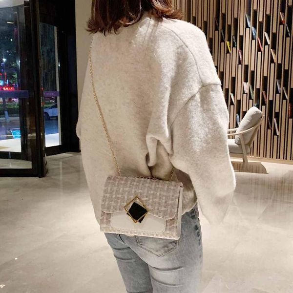 2020 brand new women small crossbody bag vintage plaid shoulder small square bag travel women new casual fashion messenger
2020 brand new women small crossbody bag vintage plaid shoulder small square bag travel women new casual fashion messenger