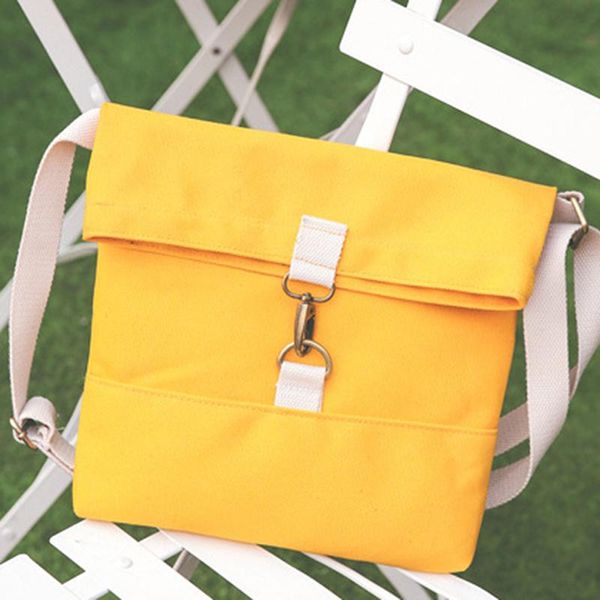 shoulder bags women white yellow black canvas fashion female students school handbags 2021 arrival
shoulder bags women white yellow black canvas fashion female students school handbags 2021 arrival