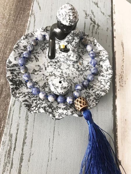 charm bracelets 8mm sodalite bracelet hand knotted mala mini rosaries energy prayer gift for friend wrist yoga, Golden;silver
charm bracelets 8mm sodalite bracelet hand knotted mala mini rosaries energy prayer gift for friend wrist yoga, Golden;silver