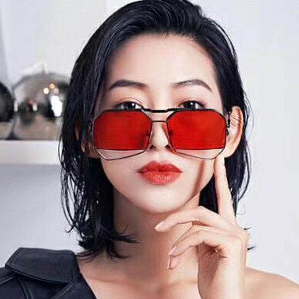 sunglasses mincl/ fashion flip women 2021 trend two-color glasses vintage big frame uv400 fml, White;black
sunglasses mincl/ fashion flip women 2021 trend two-color glasses vintage big frame uv400 fml, White;black