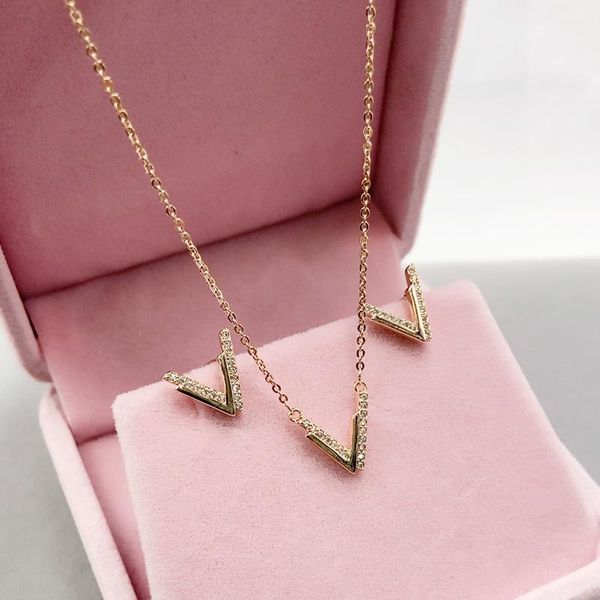 lanyika fashion jewelry simpleness letter v zircon micro inlay necklace with earrings for everyday wedding gift, Silver
lanyika fashion jewelry simpleness letter v zircon micro inlay necklace with earrings for everyday wedding gift, Silver