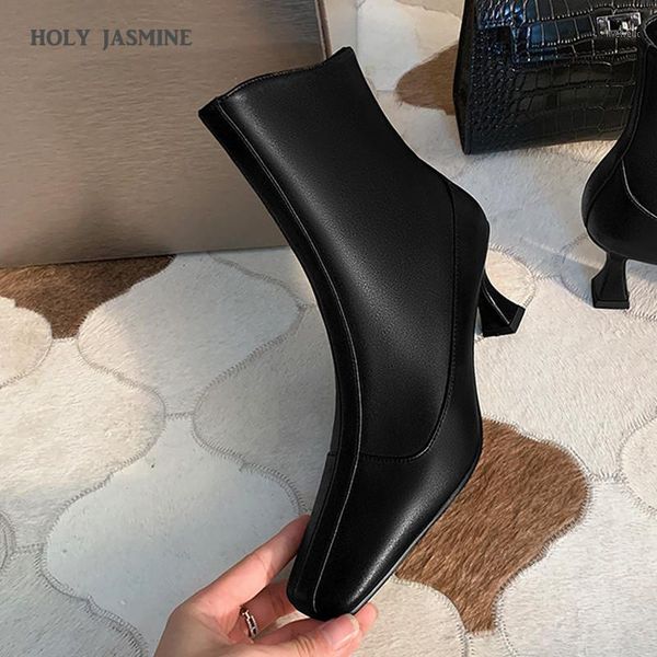 boots genuine leather women 2021 autumn winter wine glass with ankle grape mother same style hoof heels high (5cm-8cm)1, Black
boots genuine leather women 2021 autumn winter wine glass with ankle grape mother same style hoof heels high (5cm-8cm)1, Black