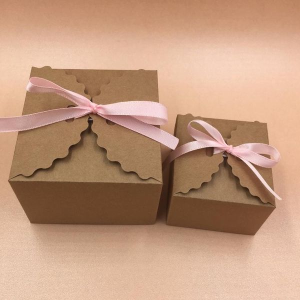 20pcs/lot kraft paper square candy box rustic wedding favors candy holder bags wedding party gift boxes with fre jlleam
20pcs/lot kraft paper square candy box rustic wedding favors candy holder bags wedding party gift boxes with fre jlleam