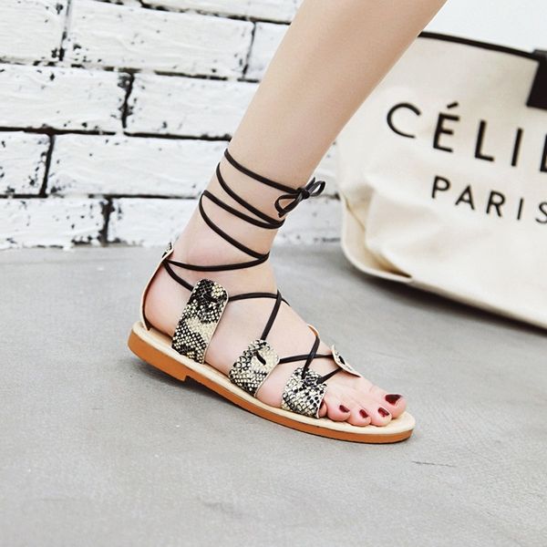 2021 nova moda feminina baixo rendas sandlias cinta preta pladiador vero sapatos casuais faixa estreita zapatos mujer 43 b73e, Black
2021 nova moda feminina baixo rendas sandlias cinta preta pladiador vero sapatos casuais faixa estreita zapatos mujer 43 b73e, Black