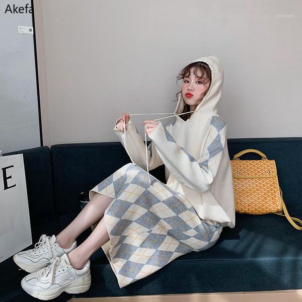 knitted suit skirt female 2020 new autumn and winter small sweater sweater skirt two-piece loose wear1, White;black
knitted suit skirt female 2020 new autumn and winter small sweater sweater skirt two-piece loose wear1, White;black