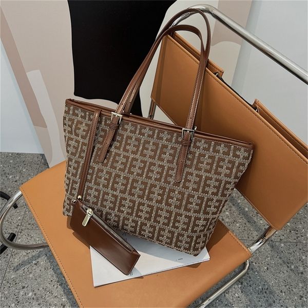 outlet sale 80% off commuter autumn winter new female portable briefcase messenger child mother tote bag wholesale store
outlet sale 80% off commuter autumn winter new female portable briefcase messenger child mother tote bag wholesale store