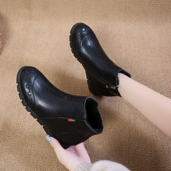 2021 the new winter genuine leather snow make non-slip fur women warm-skinned ankle boots women's shoes 3zaz, Black
2021 the new winter genuine leather snow make non-slip fur women warm-skinned ankle boots women's shoes 3zaz, Black