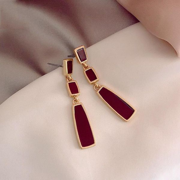 2021 korea fashion jewelry high-grade alloy geometric stitching earrings simple design drop oil earrings for women gift, Silver
2021 korea fashion jewelry high-grade alloy geometric stitching earrings simple design drop oil earrings for women gift, Silver