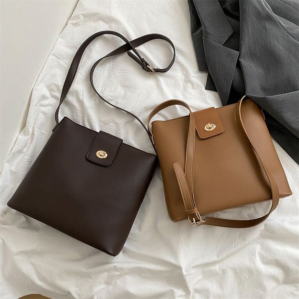simply crossbody bags commuter totes bag lady travel small pu leather solid color simple handbags for women 2020
simply crossbody bags commuter totes bag lady travel small pu leather solid color simple handbags for women 2020