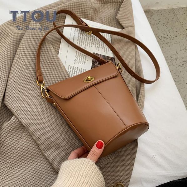 cross body 2021 fashion quality pu leather women shoulder bag adjustable strap crossbody female solid color designed lock bags
cross body 2021 fashion quality pu leather women shoulder bag adjustable strap crossbody female solid color designed lock bags