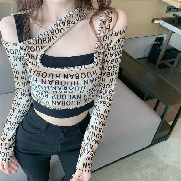 2021 new women off the shoulder irregular two-piece woman shirts letter print short high street bottoming omun, White
2021 new women off the shoulder irregular two-piece woman shirts letter print short high street bottoming omun, White