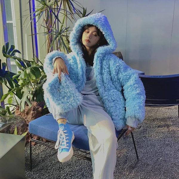 paragraphs snowman hoodie young short fur coat female fashion show thin coat + give handbags, Black
paragraphs snowman hoodie young short fur coat female fashion show thin coat + give handbags, Black