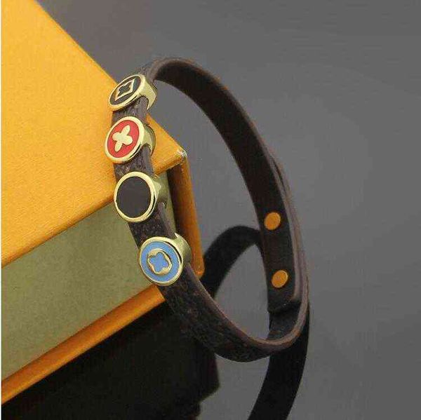 new man women titaniums steel bracelets chain four round brand color dripping oil four leaf flower skin bracelet, Golden;silver
new man women titaniums steel bracelets chain four round brand color dripping oil four leaf flower skin bracelet, Golden;silver