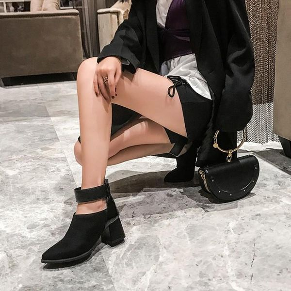 fashion boots women 2020 autumn winter zipper ladies shoes high heels round toe platform lace up ankle boots for women, Black
fashion boots women 2020 autumn winter zipper ladies shoes high heels round toe platform lace up ankle boots for women, Black