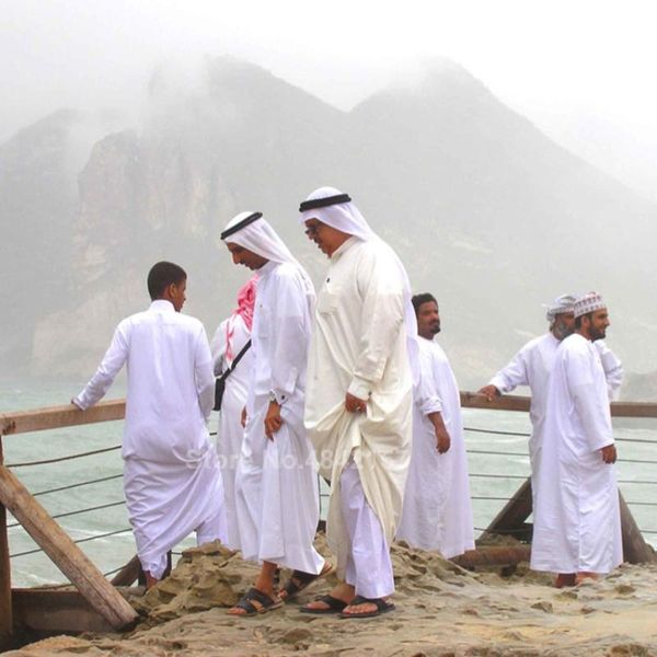 ethnic clothing 52-62 solid white men muslim thobe stand collar traditional dubai arabic islamic long robe gown prayer ramadan wear, Red
ethnic clothing 52-62 solid white men muslim thobe stand collar traditional dubai arabic islamic long robe gown prayer ramadan wear, Red