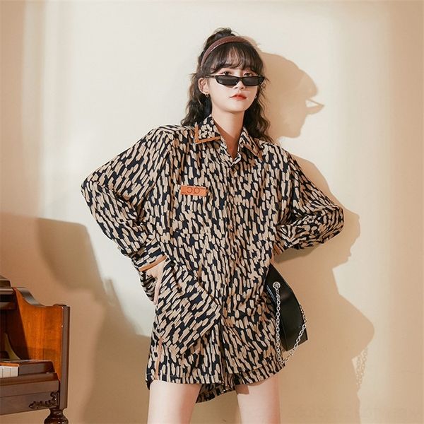 dvlqy leopard print chic two-piece slimming western style design 2020 shorts loose suit for women shirtshirt autumn shorts shirt shirtnew i6, Gray
dvlqy leopard print chic two-piece slimming western style design 2020 shorts loose suit for women shirtshirt autumn shorts shirt shirtnew i6, Gray