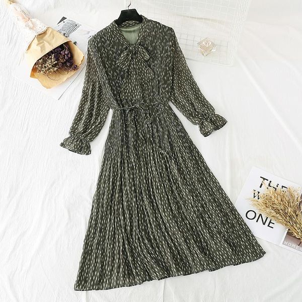 casual dresses women's wave point floral pleated chiffon dress spring autumn female flare sleeve lace up bow neck basic, Black;gray
casual dresses women's wave point floral pleated chiffon dress spring autumn female flare sleeve lace up bow neck basic, Black;gray