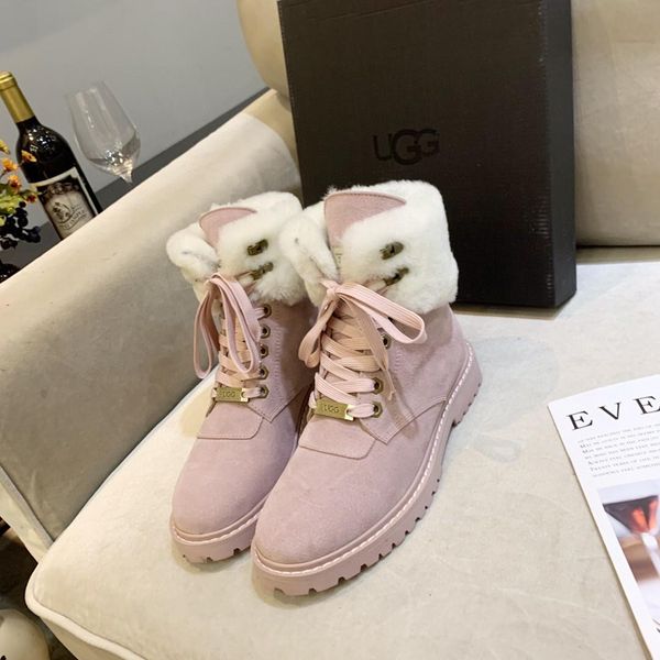 designer womens boots pink white plush metal square decoration low heel with box size 35-40, Black
designer womens boots pink white plush metal square decoration low heel with box size 35-40, Black