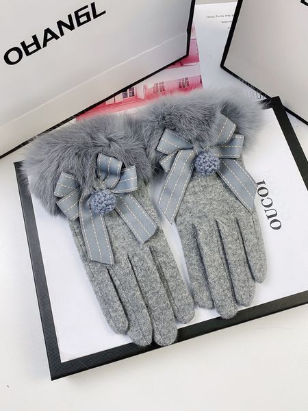 winter girls cute korean version students cold proof cycling add thick cashmere warm touch screen wool gloves, Blue;gray
winter girls cute korean version students cold proof cycling add thick cashmere warm touch screen wool gloves, Blue;gray