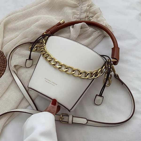 shoulder bags 2021 ladies all-match fashionable bucket bag multifunctional handbag western style single messenger female
shoulder bags 2021 ladies all-match fashionable bucket bag multifunctional handbag western style single messenger female