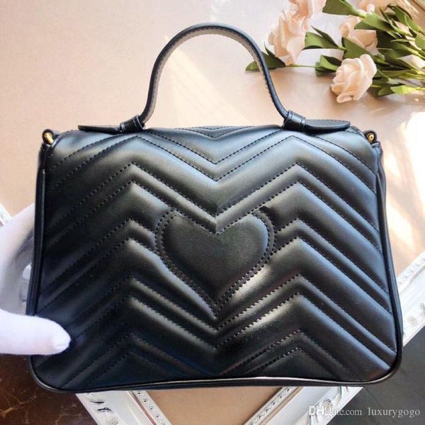 classic brand luxury shoulder bag designer handbags double letter metal fittings two size 4 colors cross-body bag ing
classic brand luxury shoulder bag designer handbags double letter metal fittings two size 4 colors cross-body bag ing