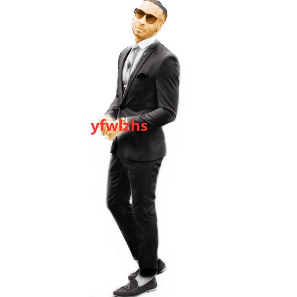 handsome one button groomsmen peak lapel wedding groom tuxedos men suits wedding/prom/dinner man blazer(jacket+tie+pants) t265, Black;gray
handsome one button groomsmen peak lapel wedding groom tuxedos men suits wedding/prom/dinner man blazer(jacket+tie+pants) t265, Black;gray