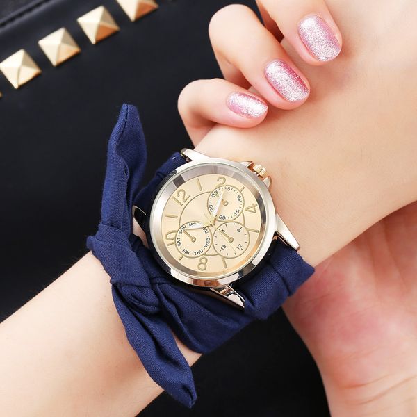 повседневная мода часы отдыха хлопка ленты наручные часы моды wristwatchs без пряжки запястье просмотрам бренда кварцевые часы малый цветочн, Slivery;brown
повседневная мода часы отдыха хлопка ленты наручные часы моды wristwatchs без пряжки запястье просмотрам бренда кварцевые часы малый цветочн, Slivery;brown